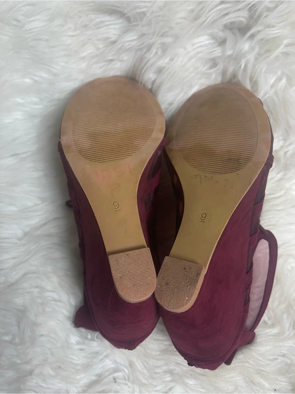 Torrid Burgundy synthetic suede & Mesh Lace-Up Wedge Sandals SZ9
